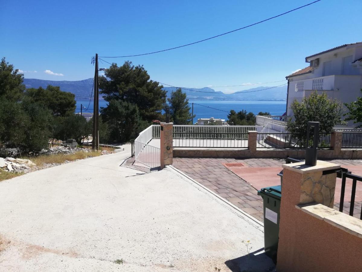 Apartments Panorama With Seasonal Pool Slatine Dış mekan fotoğraf