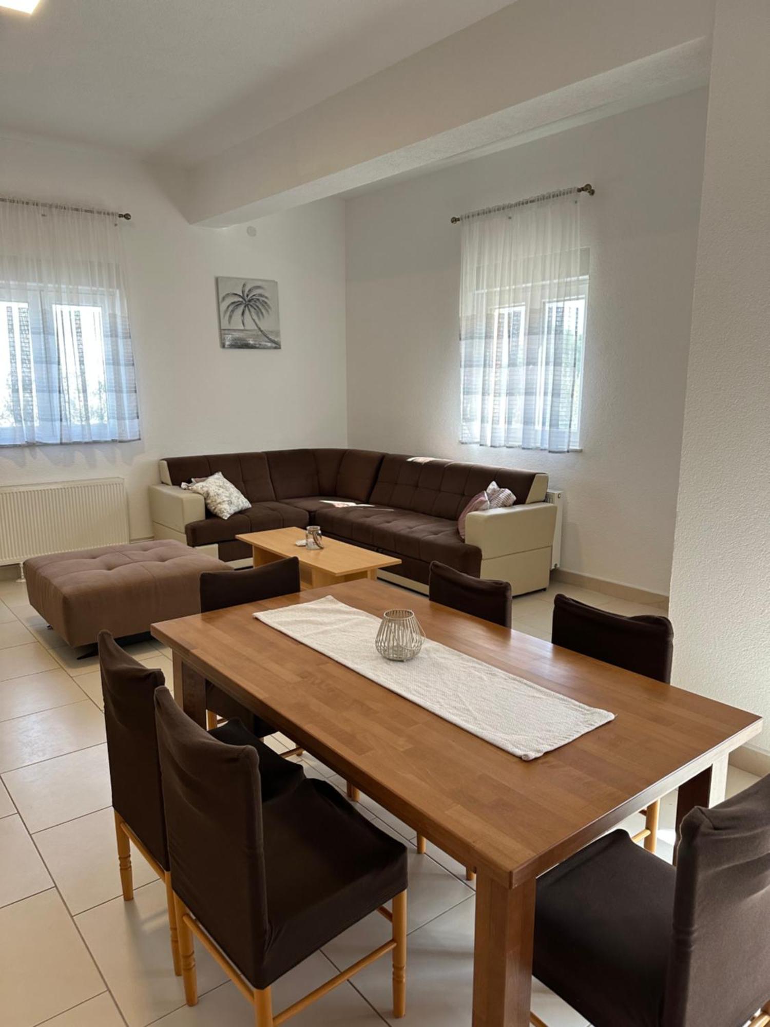 Apartments Panorama With Seasonal Pool Slatine Dış mekan fotoğraf